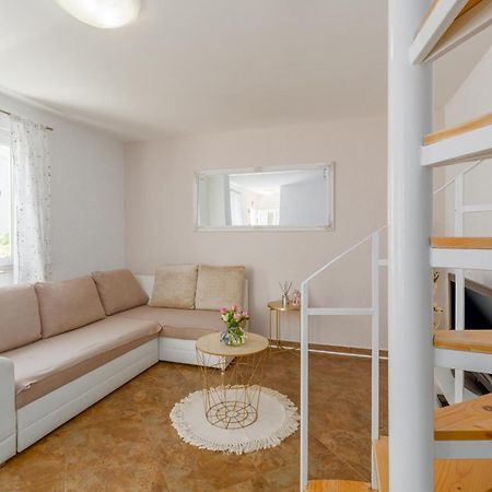 פורץ Apartment Leni Near Beach מראה חיצוני תמונה