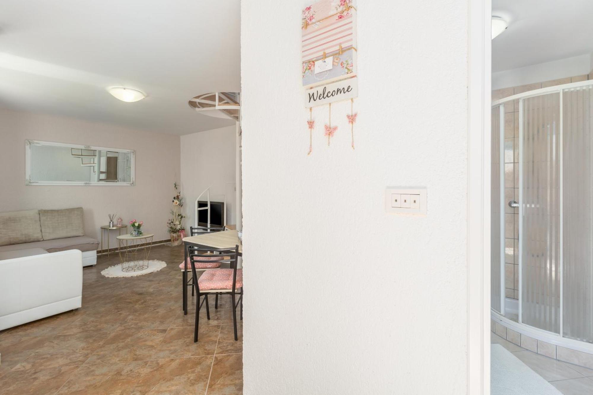 פורץ Apartment Leni Near Beach מראה חיצוני תמונה