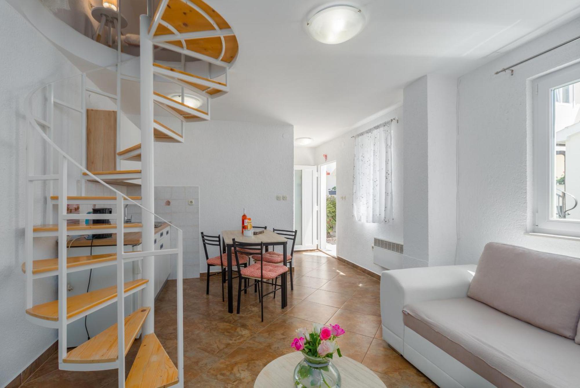 פורץ Apartment Leni Near Beach מראה חיצוני תמונה