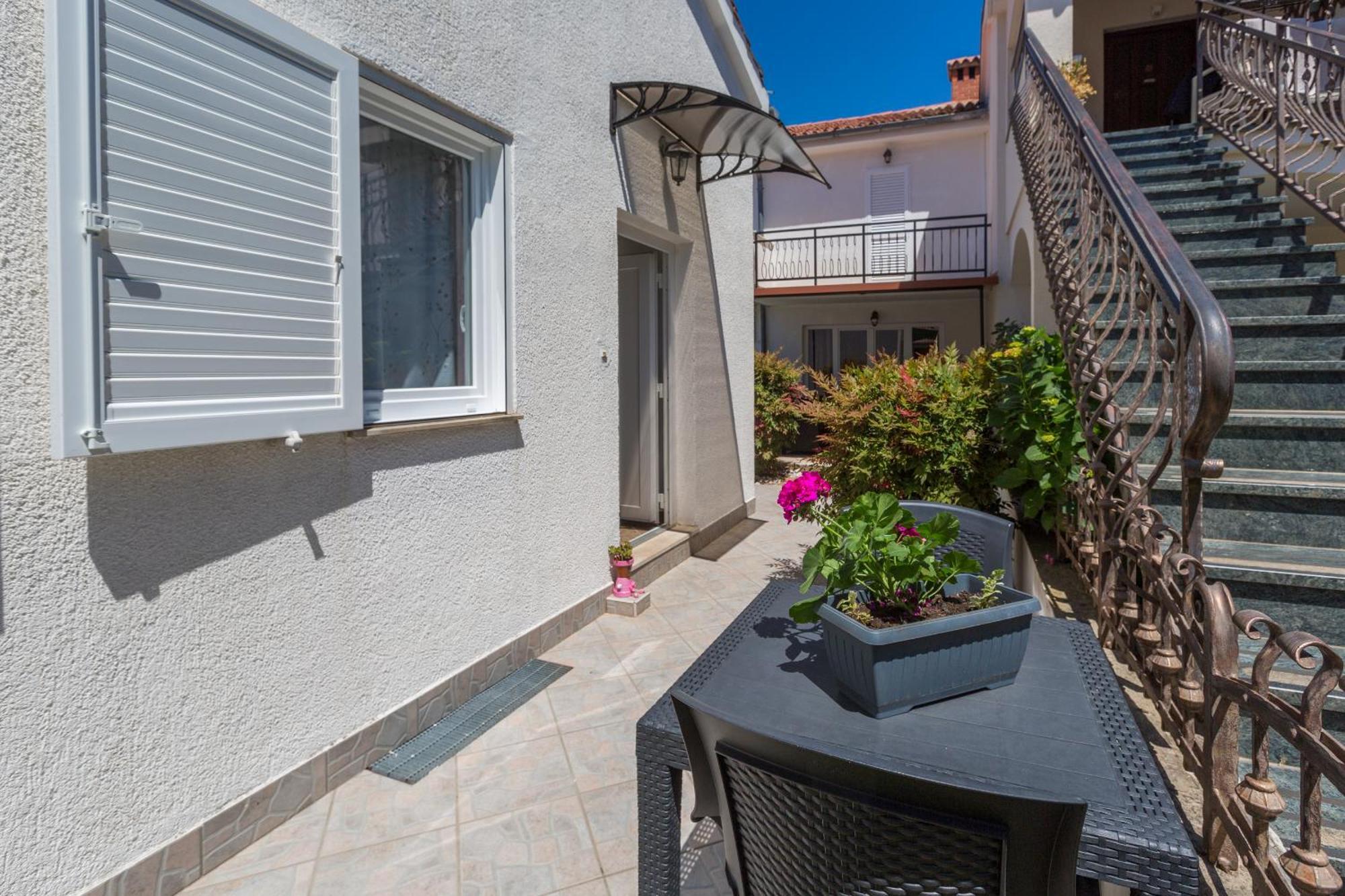 פורץ Apartment Leni Near Beach מראה חיצוני תמונה