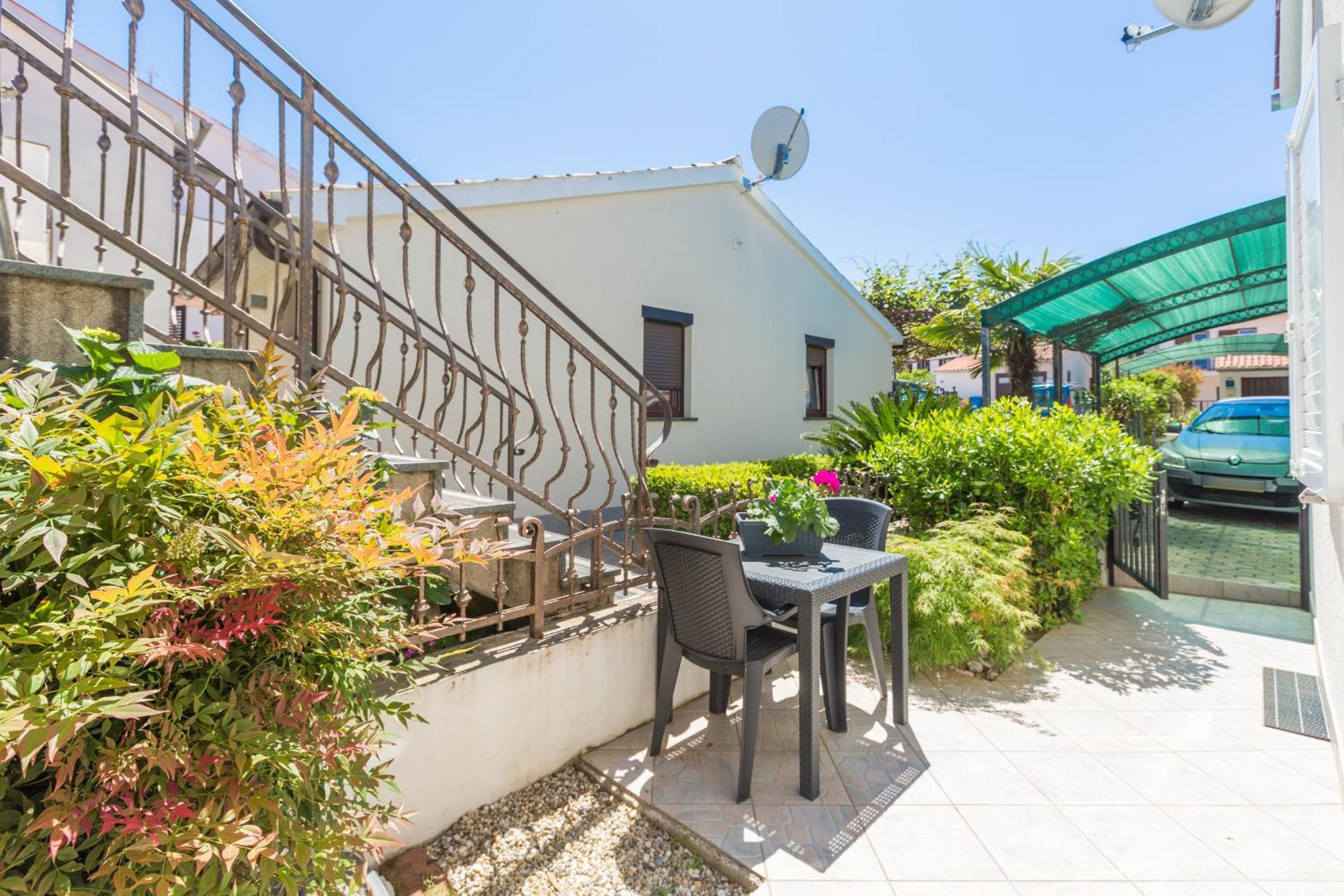 פורץ Apartment Leni Near Beach מראה חיצוני תמונה